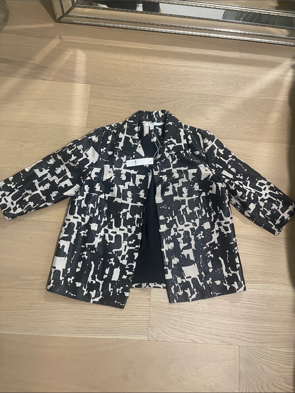 Chico's Black and White Abstract Print Cropped Blazer